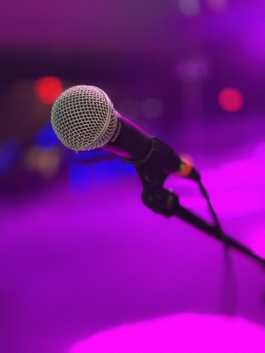 Microphones & Monitors